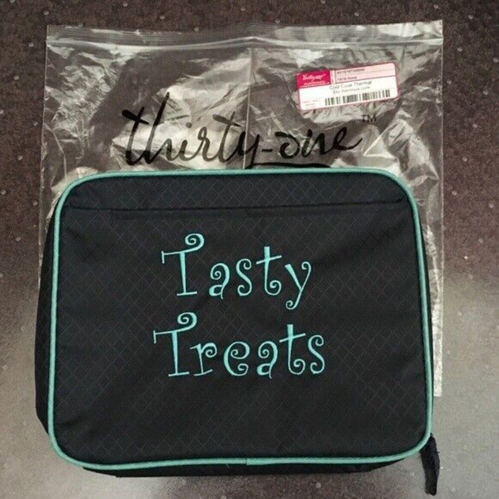 New Thirty One 31 Cool Case Thermal Navy & Teal Personalized "TASTY TREATS"
